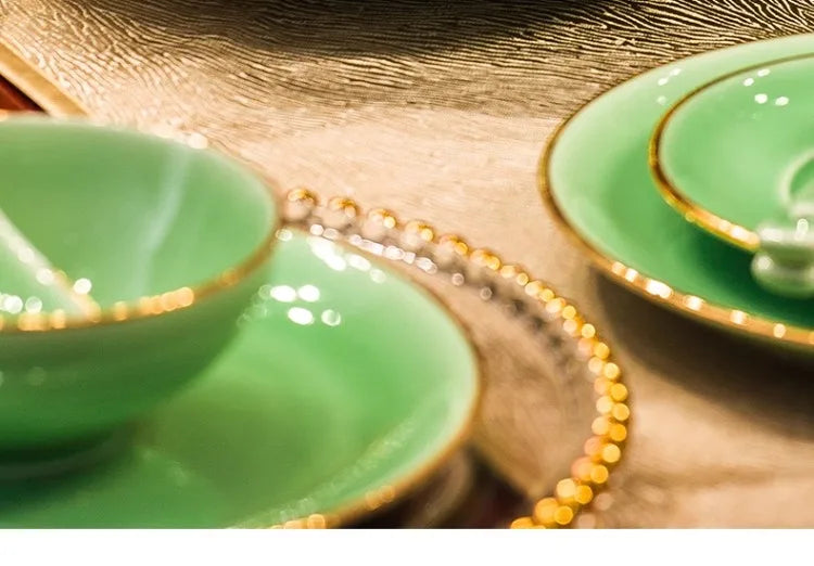 Elegant tableware set: Blue and White Porcelain Bowls and Dishes with Gold Edging from Jingdezhen for Everyday Dining