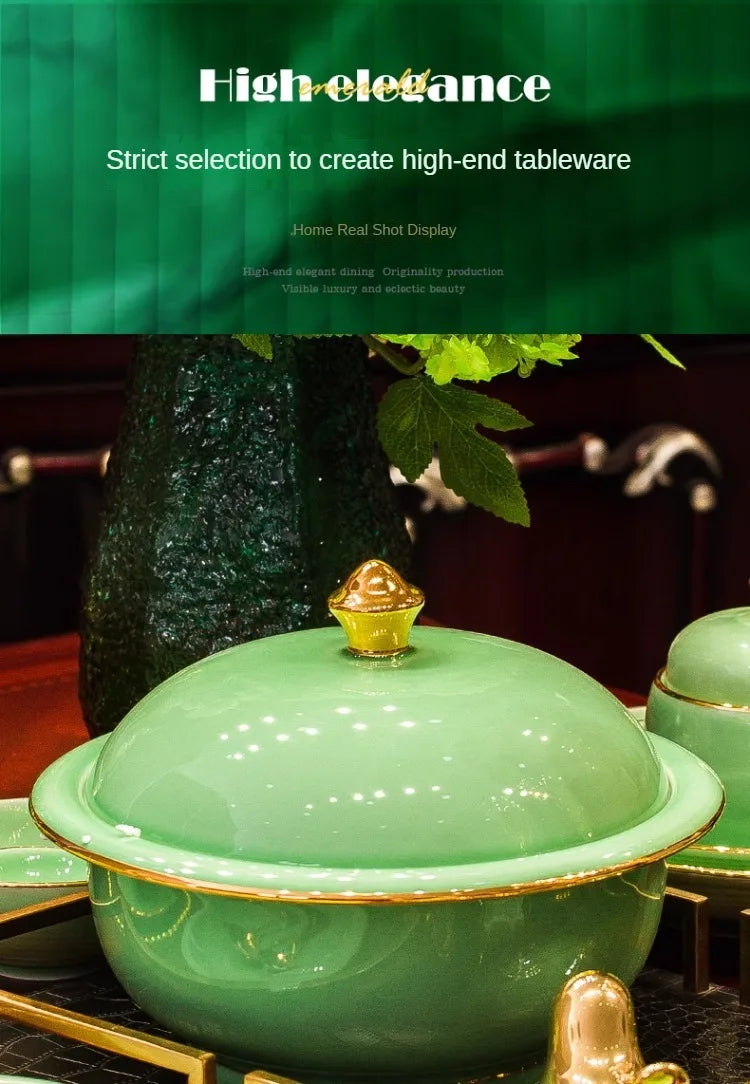 Elegant tableware set: Blue and White Porcelain Bowls and Dishes with Gold Edging from Jingdezhen for Everyday Dining