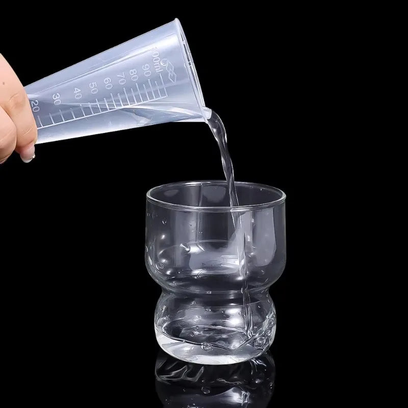 Plastic Triangular Measuring Cup with Scale Transparent Graduated Cylinder Pour Spout Liquid Container Kitchen Bar Tool 50/100ML
