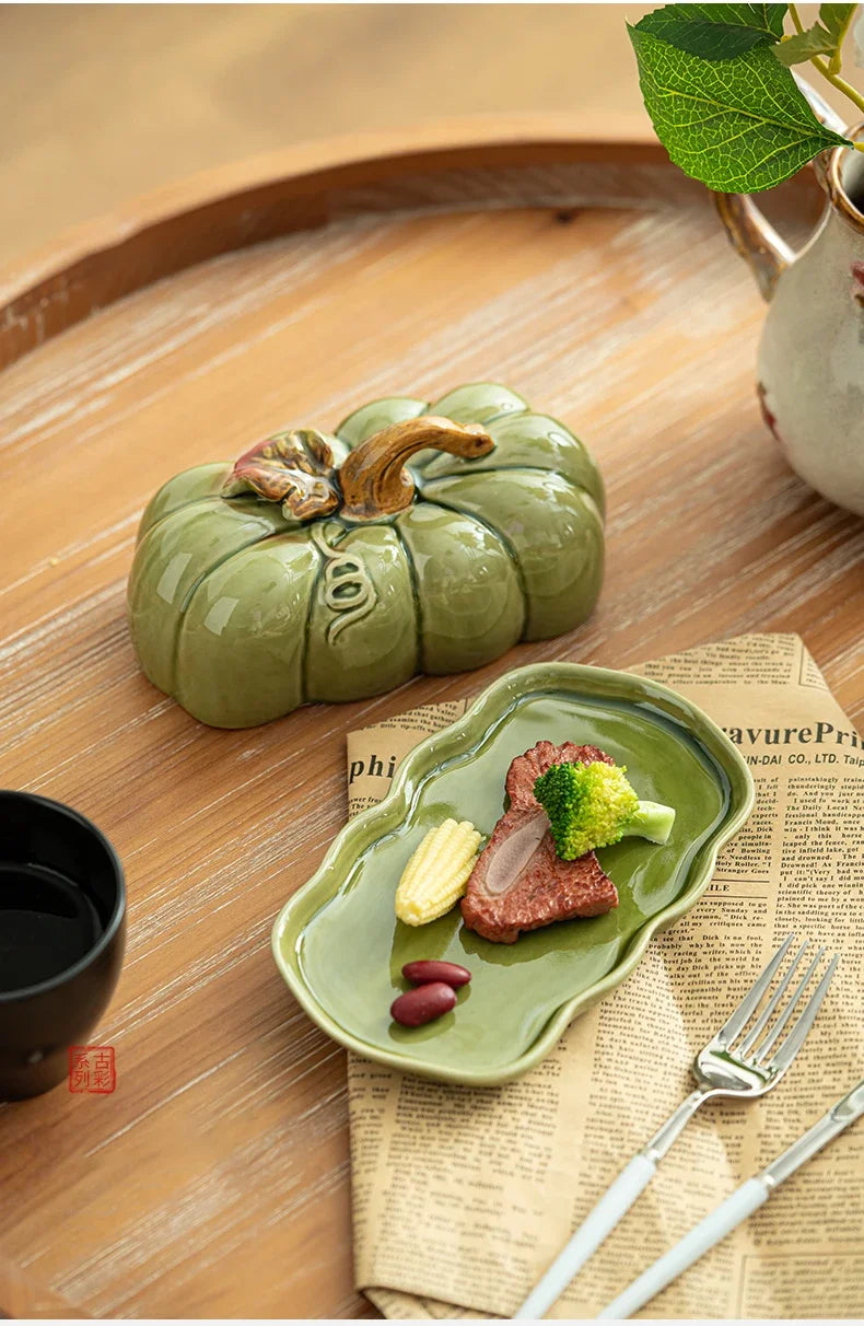 Cute and Novel Pumpkin Ceramic Dinner Plate