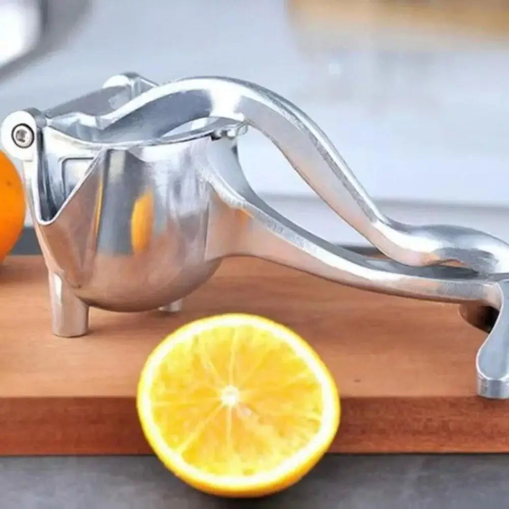 Manual Lemon Squeezer Stainless Steel Citrus Juicer Hand Orange Fruit Pressing Kitchen Household Tools Mini Portable Blender