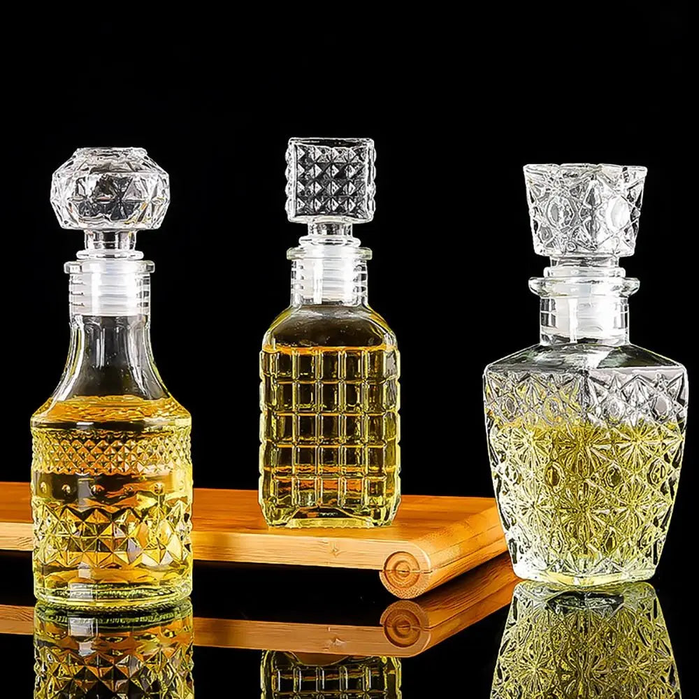 Mini Spirit Alcohol Liquor Bottle 50ml Transparent Glass Whiskey Decanter Handmade Diy Gift Bottles Perfume Glass Container