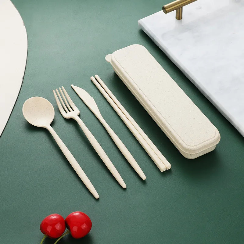 Cubiertos Azules Cheftronics para Aventuras Culinarias - Beige