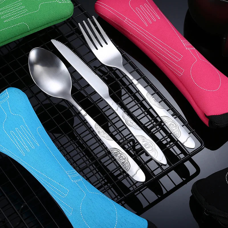 ¡Cubiertos Portátiles Cheftronics Para Aventuras Culinarias!