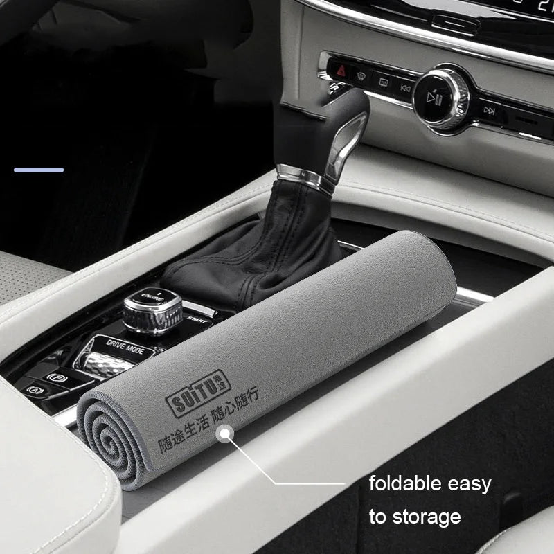 ¡Gamuza Gris Cheftronics: Brillo Automotriz Impecable!