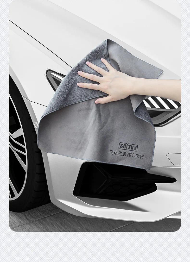 ¡Gamuza Gris Cheftronics: Brillo Automotriz Impecable!