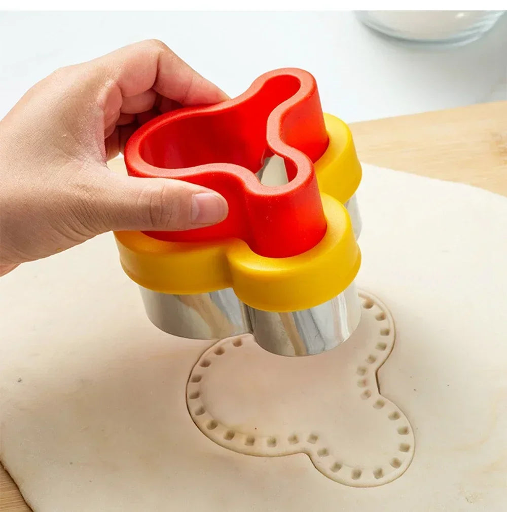 ¡Mickey Mouse y Corazones! Cortadores Sándwich y Repostería Increíbles